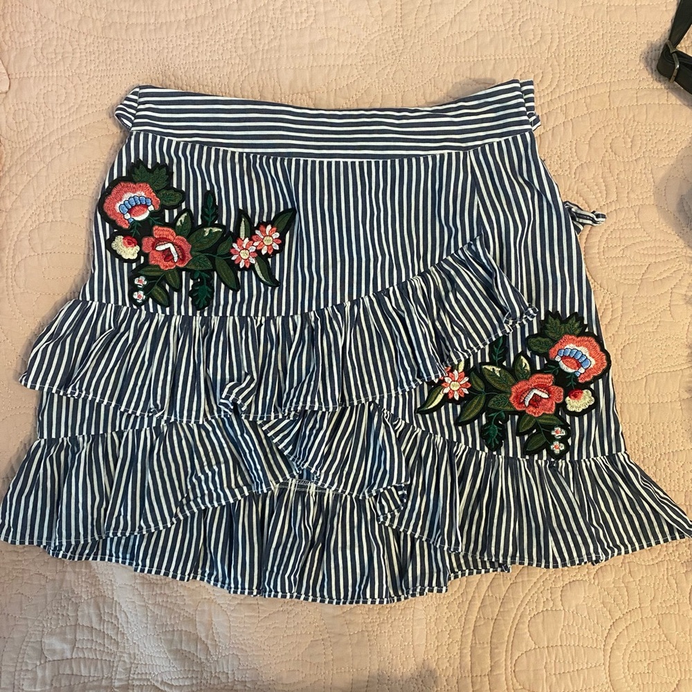 Lost in Lunar XS Mini ruffle skirt embroidered blue white stripes